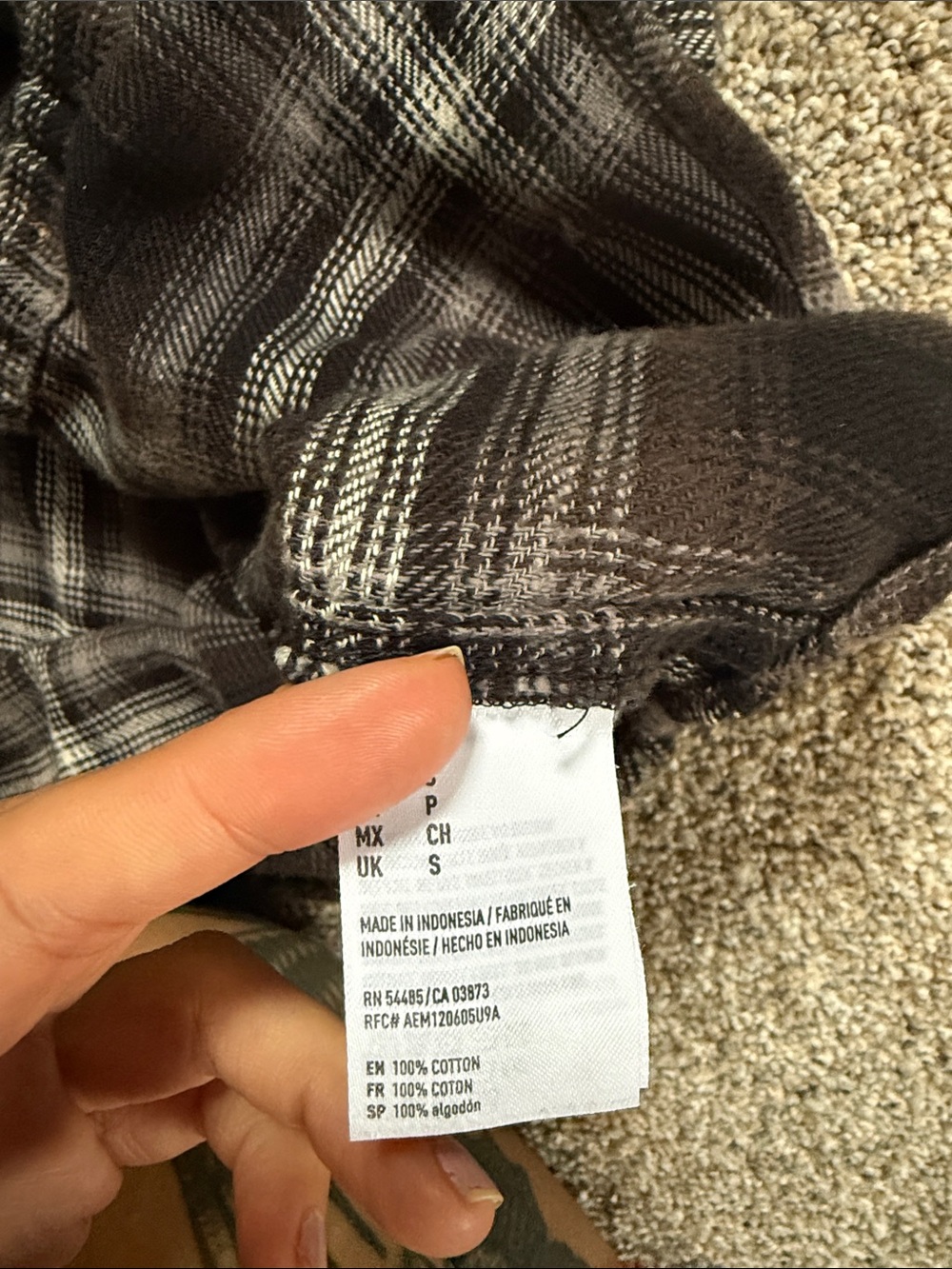 women’s sweater and flannel bundle set of 3 long sleev - Picture 10 of 10
